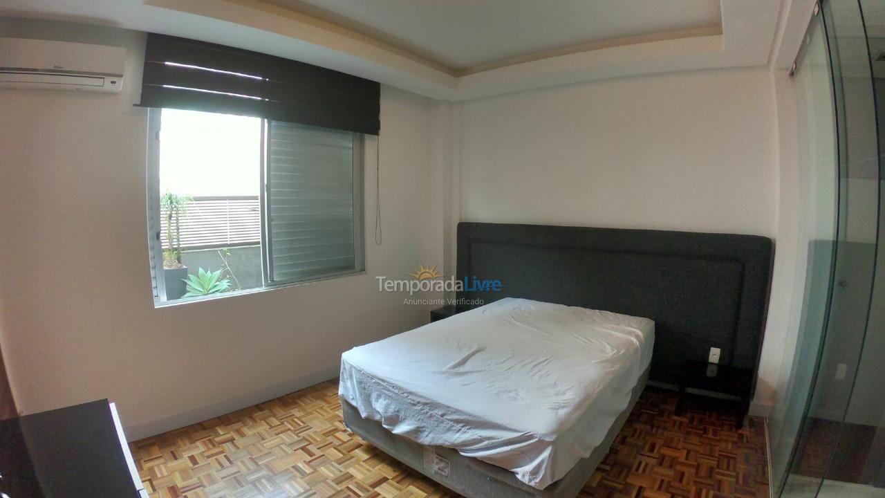 Apartamento para alquiler de vacaciones em Balneário Camboriú (Praia Central)