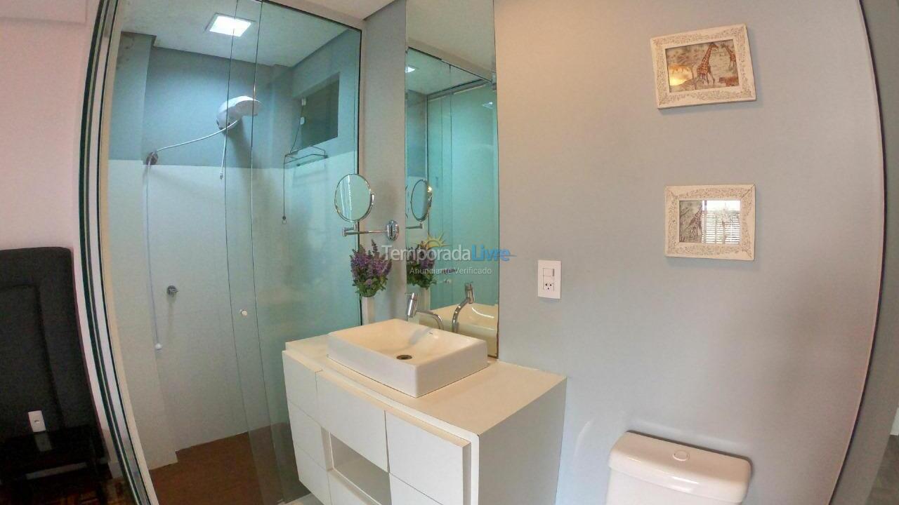 Apartamento para alquiler de vacaciones em Balneário Camboriú (Praia Central)