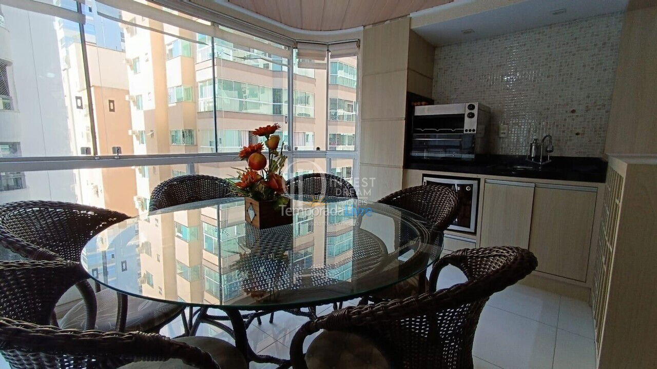 Apartment for vacation rental in Itapema (Meia Praia)