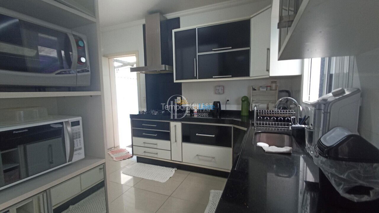 House for vacation rental in Itapema (Meia Praia)