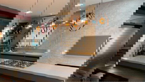 Propiedad frente a la playa en alquiler para 9 personas, 3 suites, 3 plazas de aparcamiento.