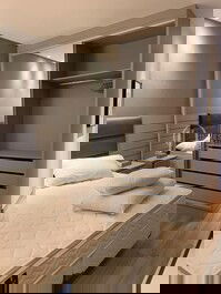 Propiedad frente a la playa en alquiler para 9 personas, 3 suites, 3 plazas de aparcamiento.