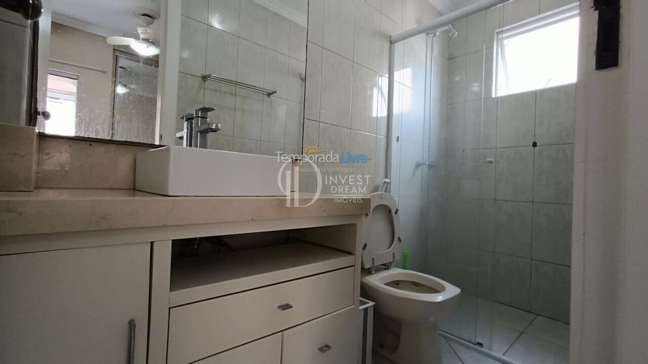 Apartment for vacation rental in Itapema (Meia Praia)