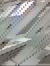 Propiedad frente a la playa en alquiler para 9 personas, 3 suites, 3 plazas de aparcamiento.