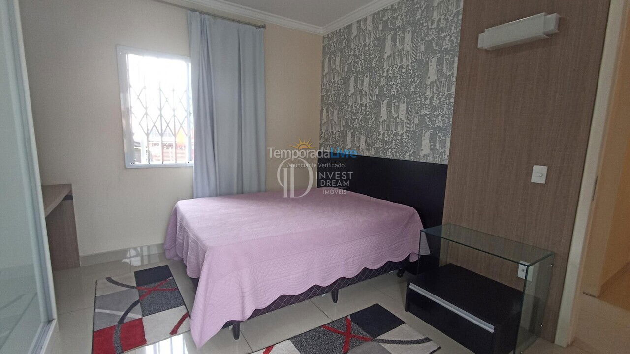 House for vacation rental in Itapema (Meia Praia)