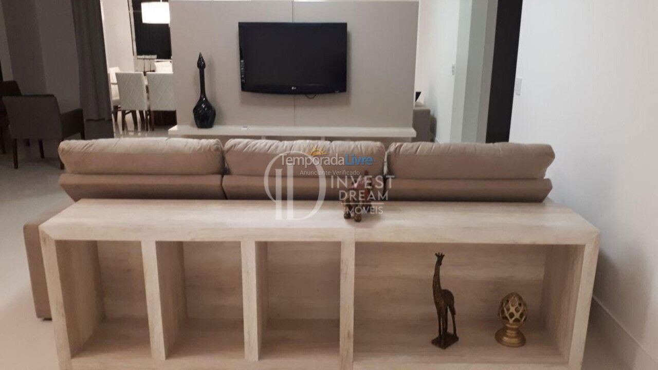 Apartment for vacation rental in Itapema (Meia Praia)