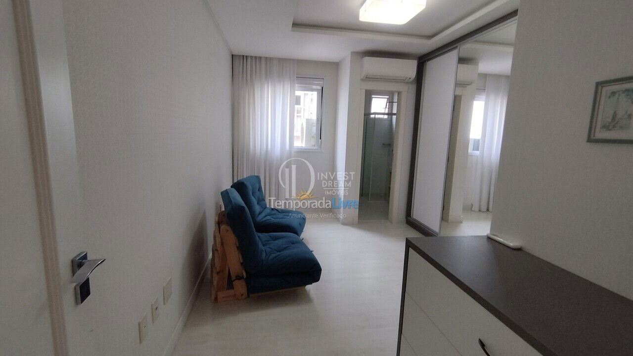 Apartment for vacation rental in Itapema (Meia Praia)