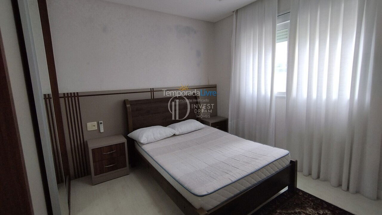 Apartment for vacation rental in Itapema (Meia Praia)