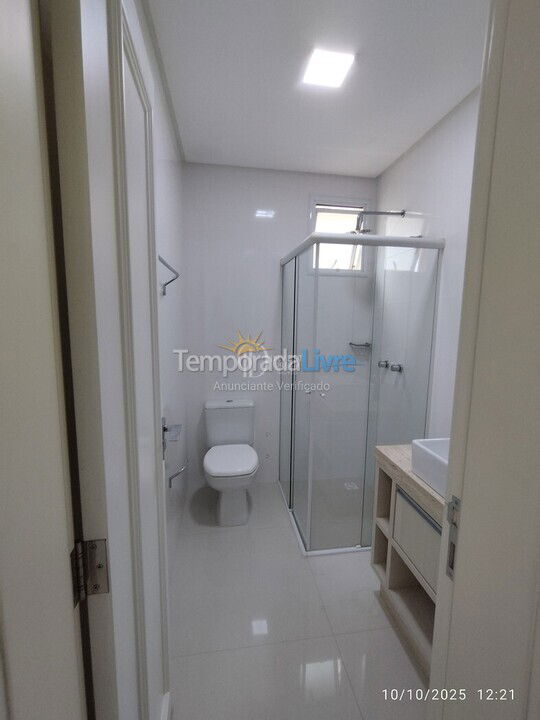 Apartment for vacation rental in Itapema (Meia Praia)