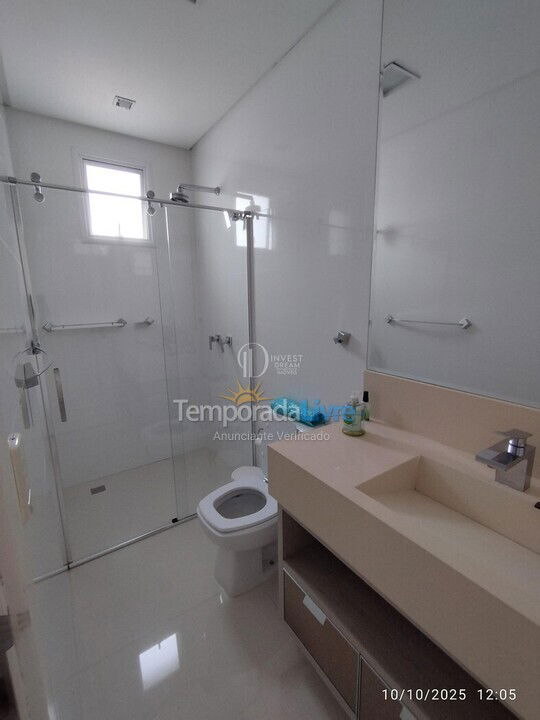 Apartamento para aluguel de temporada em Itapema (Meia Praia)