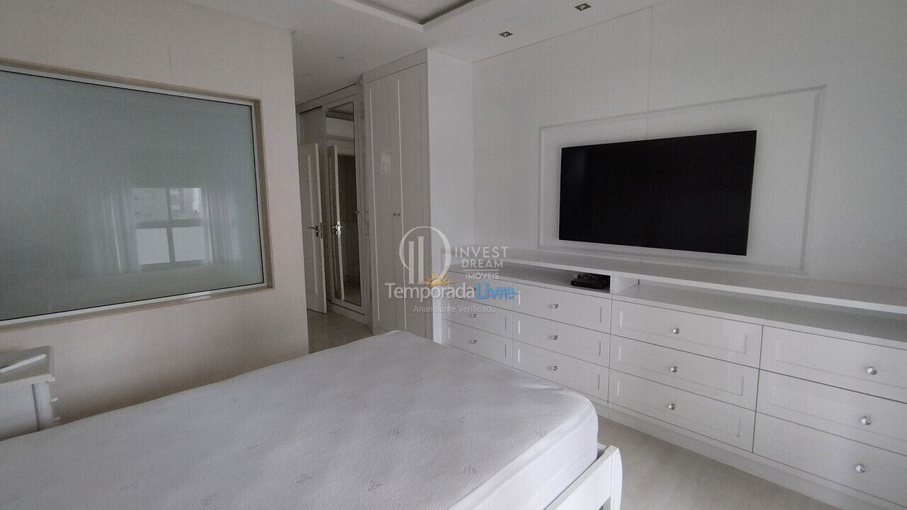 Apartment for vacation rental in Itapema (Meia Praia)