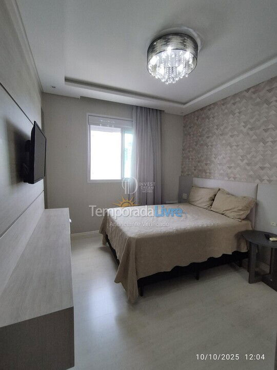 Apartamento para aluguel de temporada em Itapema (Meia Praia)