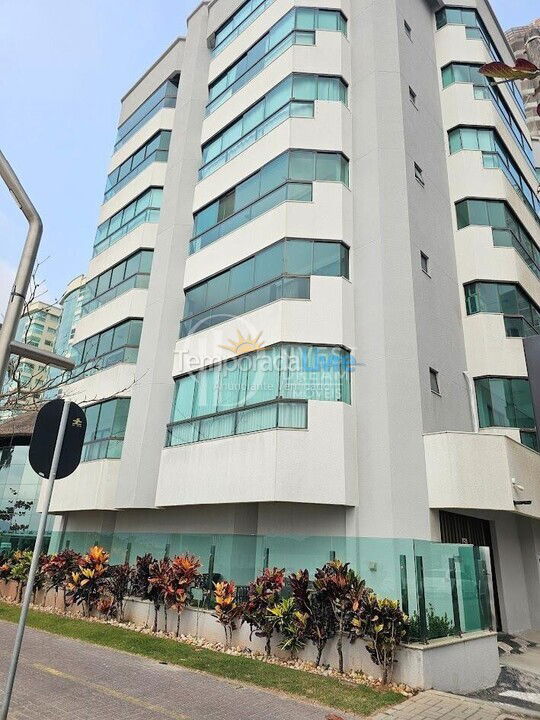 Apartamento para alquiler de vacaciones em Itapema (Meia Praia)