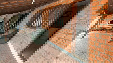 House in Perequê with 4 bedrooms