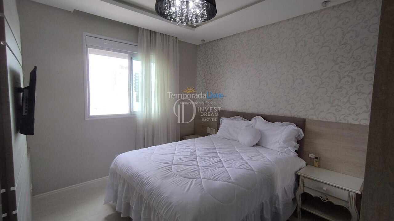 Apartamento para aluguel de temporada em Itapema (Meia Praia)