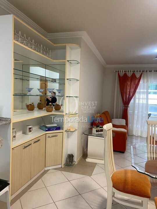 Apartamento para alquiler de vacaciones em Itapema (Meia Praia)