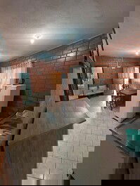 House in Perequê with 4 bedrooms