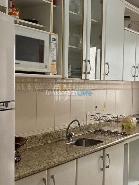 Apartamento para alquiler de vacaciones em Itapema (Meia Praia)