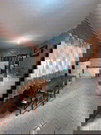 House in Perequê with 4 bedrooms