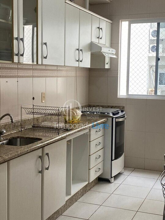 Apartamento para alquiler de vacaciones em Itapema (Meia Praia)