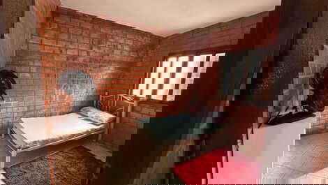 House in Perequê with 4 bedrooms