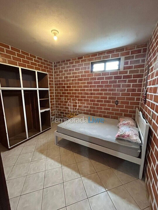 House for vacation rental in Itapema (Perequê)