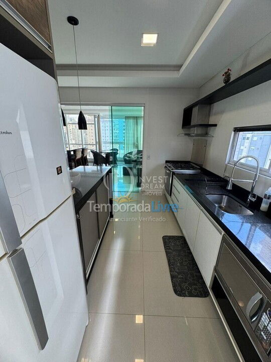 Apartment for vacation rental in Itapema (Meia Praia)