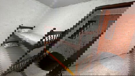 House in Perequê with 4 bedrooms