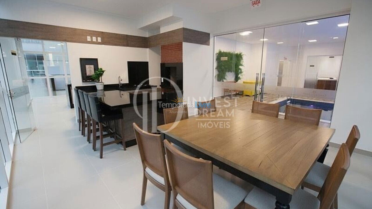 Apartment for vacation rental in Itapema (Meia Praia)