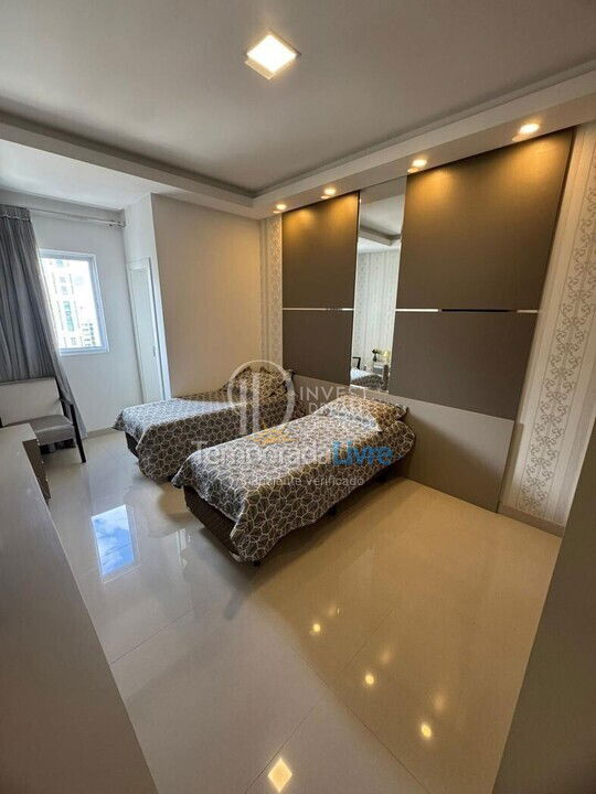 Apartment for vacation rental in Itapema (Meia Praia)