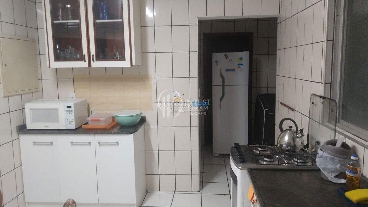 Apartamento para alquiler de vacaciones em Itapema (Meia Praia)