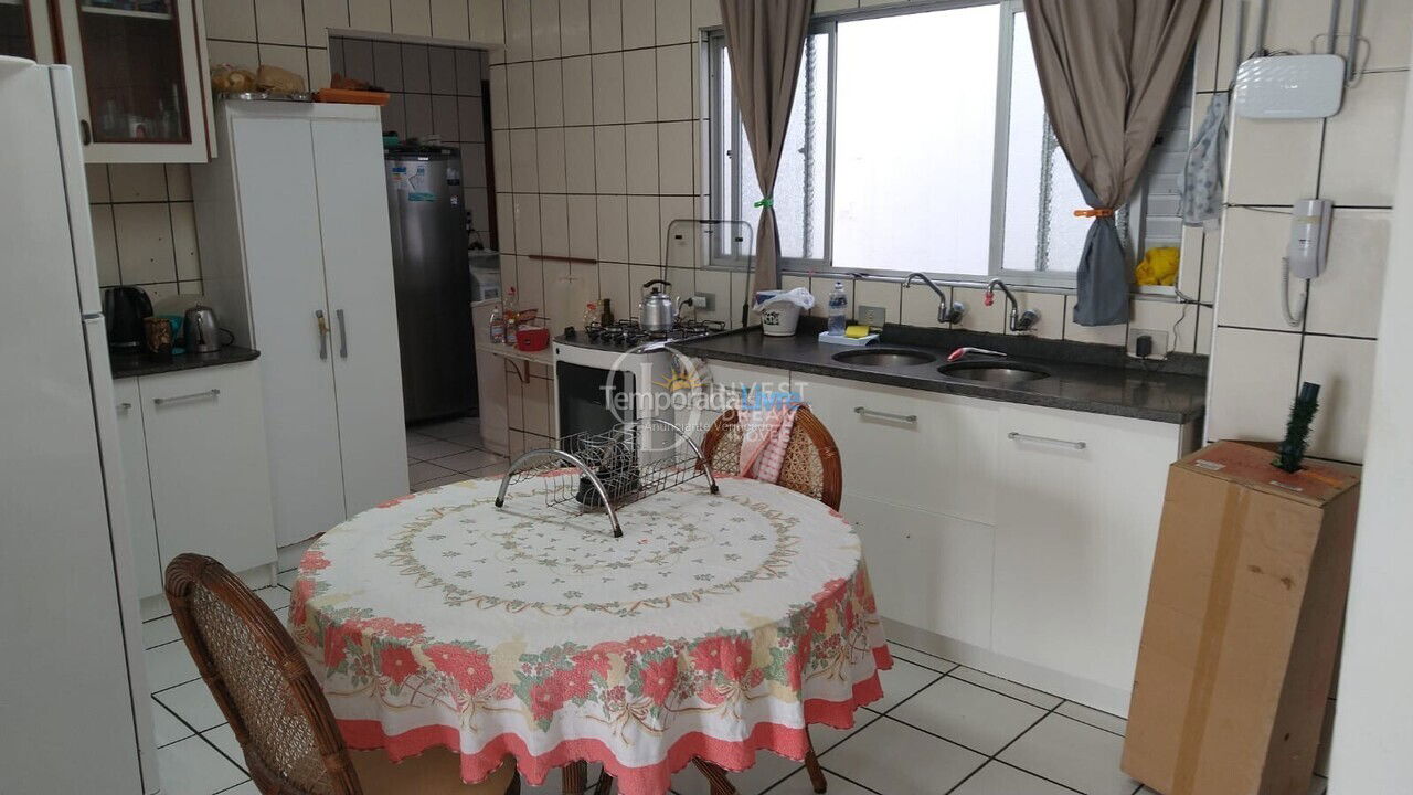 Apartamento para alquiler de vacaciones em Itapema (Meia Praia)