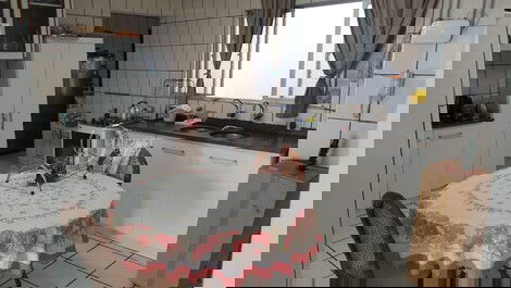 Apartamento frente a la playa para alquiler de temporada.