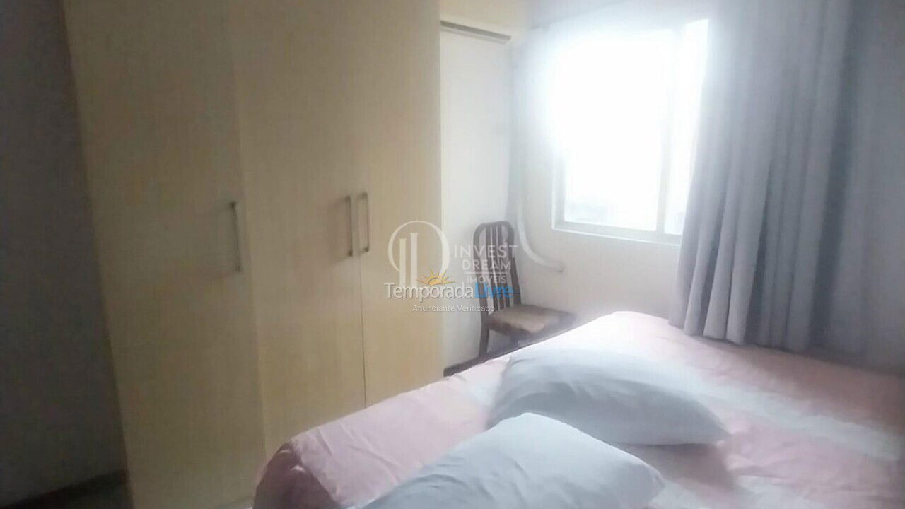 Apartamento para aluguel de temporada em Itapema (Meia Praia)