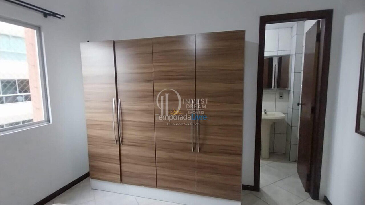 Apartment for vacation rental in Itapema (Meia Praia)