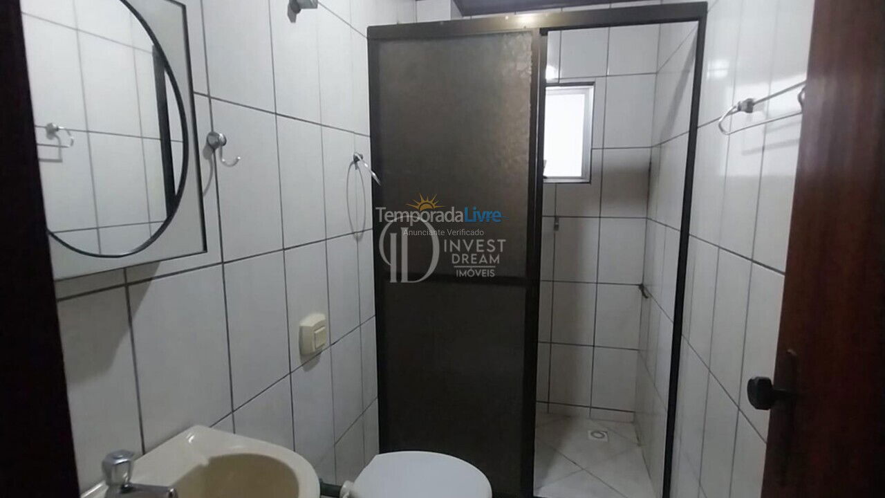 Apartment for vacation rental in Itapema (Meia Praia)