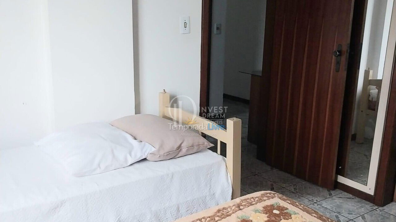 Apartamento para aluguel de temporada em Itapema (Meia Praia)