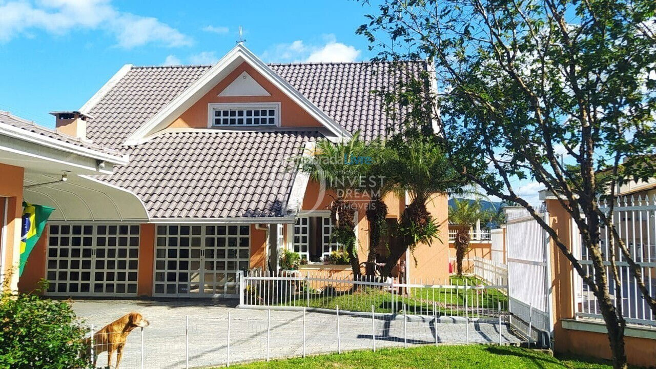 Casa para aluguel de temporada em 