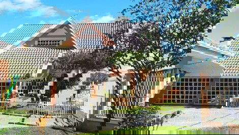 Casa para alugar em Itapema - Meia Praia