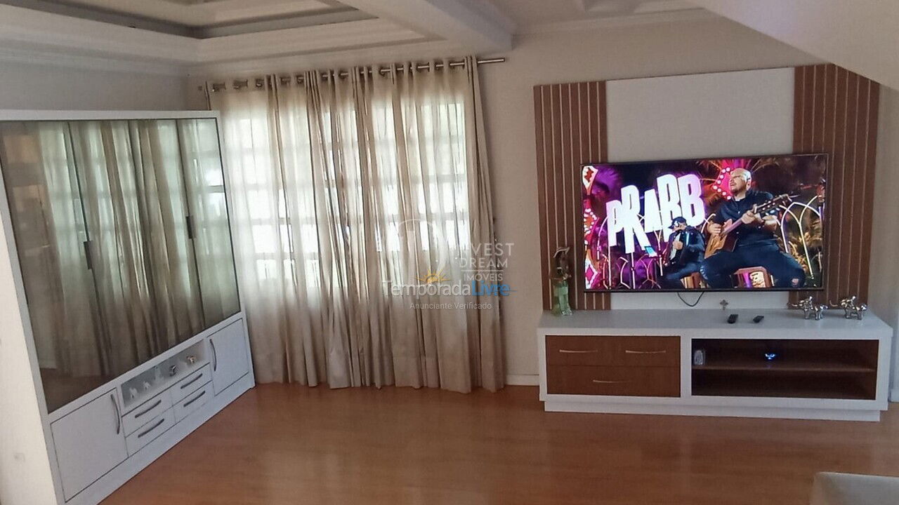 Casa para aluguel de temporada em 