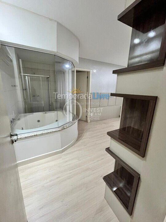 Apartment for vacation rental in Itapema (Meia Praia)