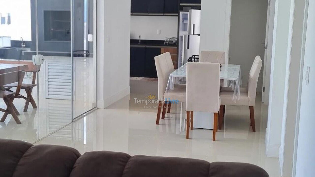 Apartamento para aluguel de temporada em 