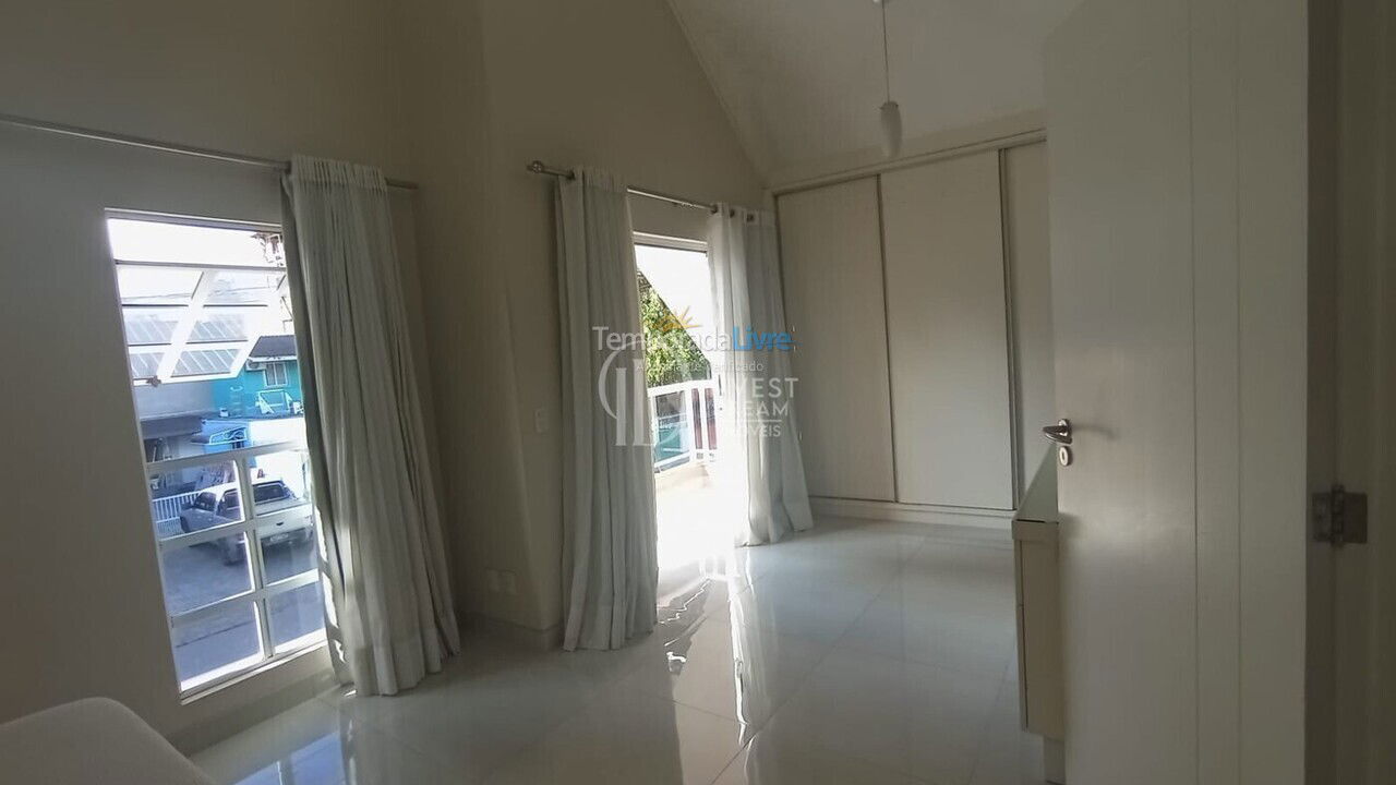 Casa para aluguel de temporada em 