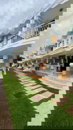 Charmoso duplex com 2 suites, 100 metros da praia em Canasvieiras