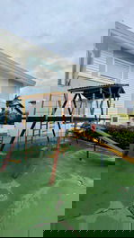 Charmoso duplex com 2 suites, 100 metros da praia em Canasvieiras