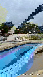 Charmoso duplex com 2 suites, 100 metros da praia em Canasvieiras