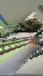 Charmoso duplex com 2 suites, 100 metros da praia em Canasvieiras