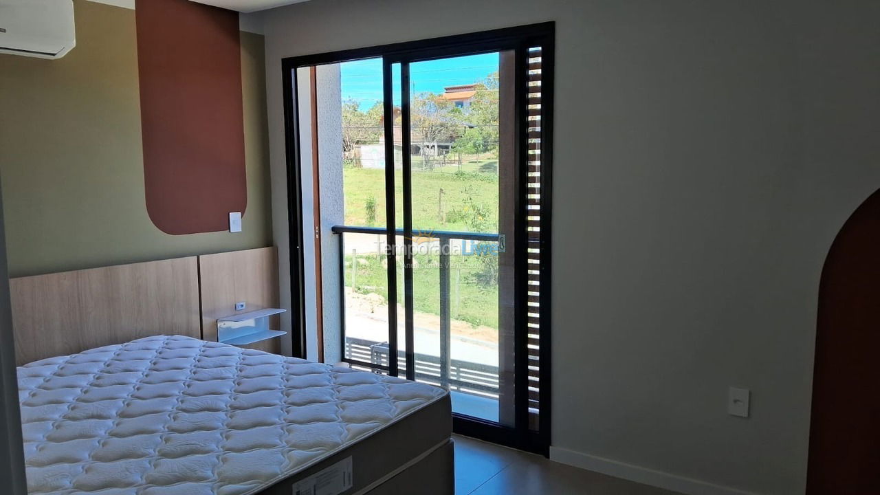 Casa para aluguel de temporada em Imbituba (Praia da Rosa)