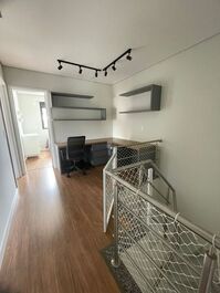 House for seasonal rental with 3 suites and barbecue.