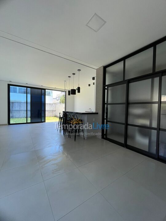 House for vacation rental in Florianópolis (Cachoeira do Bom Jesus)